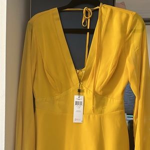Long Sleeve Yellow Size 6 Cocktail Dress by BCBG